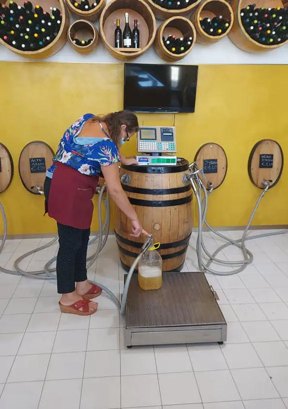 Sicilijska Cantyna Wino Kite Spot