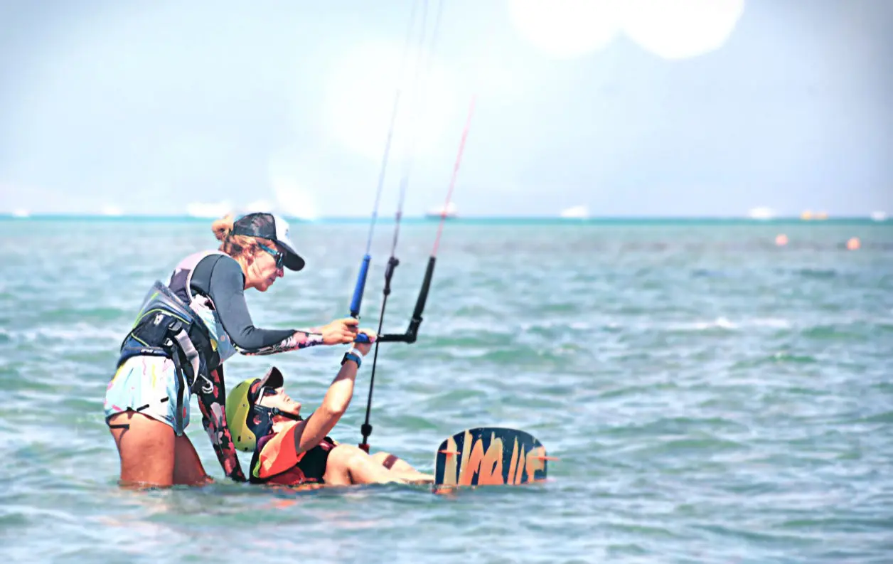 Obozy kite kitesurfingowe na sycylii lo stagnone